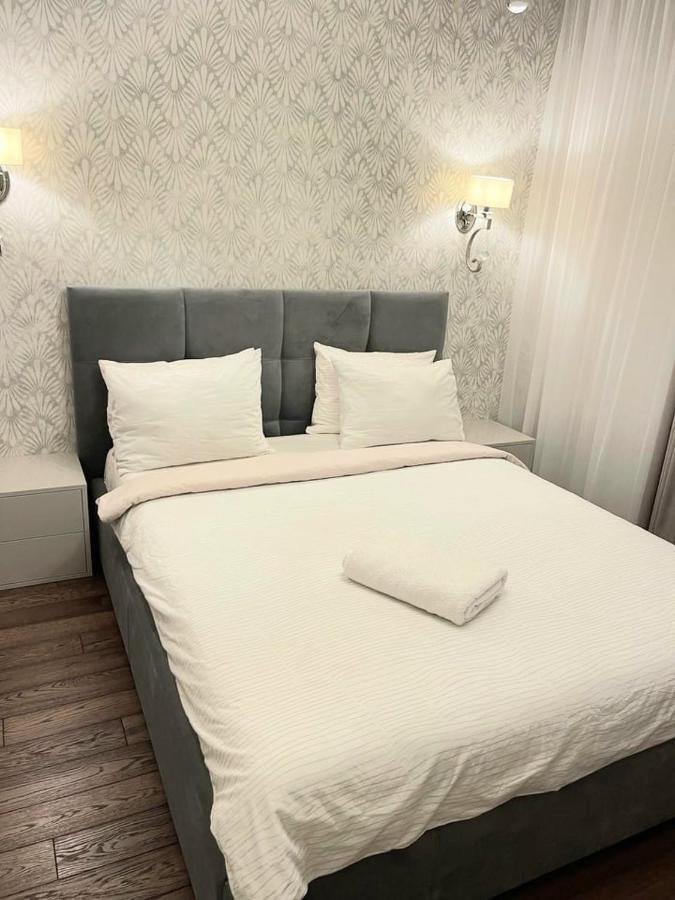 קייב 1 Room 60M2 Center Of Obolon Near River Side. 11 Floor מראה חיצוני תמונה